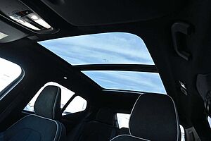 Volvo  B4 DKG Ultimate Dark*FSHZG*PANO*BLIS*ACC