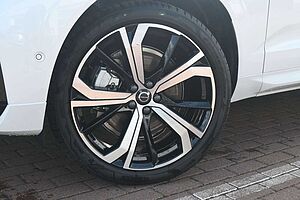 Volvo  B4 D AWD Ultimate Dark*STDHZG*360°*LUFT*ACC