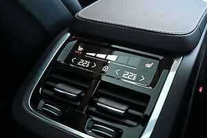 Volvo  T8 RC Ultra Dark*B&W*LUFT*360°*MASSAGE*ACC*