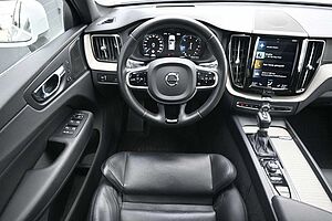 Volvo  D4 FWD Autom. Inscription*STDHZG*PANO*ACC*