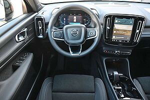 Volvo  B4 DKG Plus Dark*RFK*FSHZG*BLIS*ACC*AHK
