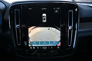 Volvo  B4 DKG Plus Dark*RFK*FSHZG*BLIS*ACC*AHK