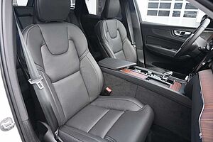 Volvo  B4 D AWD Ultimate Dark*STDHZG*LUFT*360°*ACC