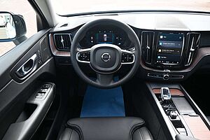 Volvo  B4 D AWD Ultimate Dark*STDHZG*LUFT*360°*ACC