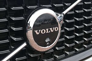 Volvo  B4 D AWD Ultimate Dark*STDHZG*LUFT*360°*ACC