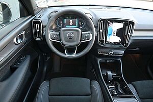 Volvo  B4 DKG Plus Dark*FSHZG*360°*ACC*