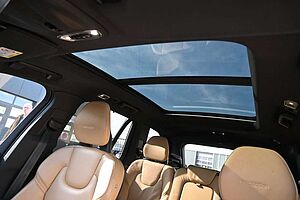 Volvo  Inscription AWD*PANO*STHZ*7Si*MIETKAUF