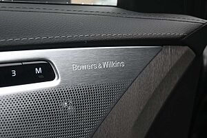 Volvo  Ultimate Bright AWD *HUD*AHK*B&W*MASS*PANO*