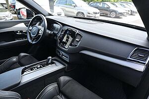 Volvo  B5D AWD R-Design*LED*PANO*STHZ*360*H&K*AHK
