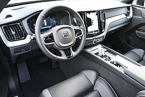 Volvo  B5 AWD Plus Dark*H&K*FSHZG*360°*ACC