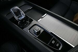 Volvo  B5 AWD Plus Dark*H&K*FSHZG*360°*ACC