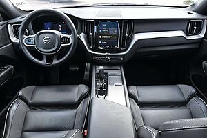 Volvo  B4 D Autom. 2WD R-Design*FSHZG*RFK*AHK