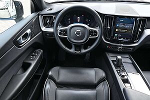Volvo  B4 D Autom. 2WD R-Design*FSHZG*RFK*AHK