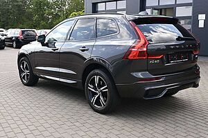 Volvo  B4 D Autom. 2WD R-Design*FSHZG*RFK*AHK