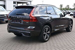 Volvo  B4 D Autom. 2WD R-Design*FSHZG*RFK*AHK