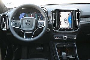 Volvo  B4 DKG Ultra Black Edition*FSHZG*360°*ACC