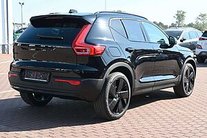 Volvo  B4 DKG Ultra Black Edition*FSHZG*360°*ACC
