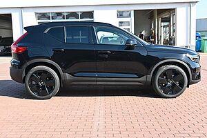 Volvo  B4 DKG Ultra Black Edition*FSHZG*360°*ACC
