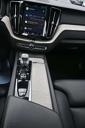 Volvo  T8 Inscription PHEV AWD*H&K*STHZG*PANO*