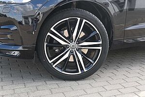 Volvo  T4 Autom. R-Design*STDHZG*H&K*BLIS*AHK