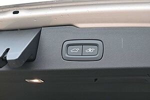 Volvo  B4D Plus Dark*LED*PANO*CAM*STHZ*H&K*AHK