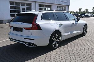 Volvo  T6 Recharge AWD R-Design*RFK*FSHZG*BLIS