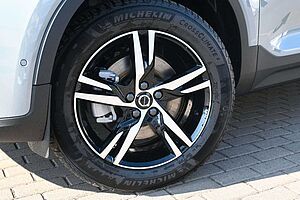Volvo  B4 DKG Plus Dark*FSHZG*360°*ACC*AHK
