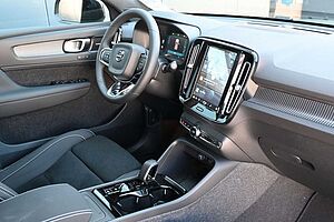 Volvo  B4 DKG Plus Dark*FSHZG*360°*ACC*Allwetter*