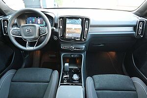 Volvo  B4 DKG Plus Dark*FSHZG*360°*ACC*Allwetter*