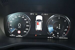 Volvo  B4 D AWD R-Design*Qi*RFK*STDHZG*ACC*AHK
