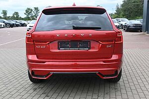 Volvo  B4 D AWD Plus Dark*H&K*STDHZG*360°*ACC*AHK