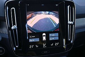 Volvo  B4 R-Design*LED*STHZ*CAM*QI*BLIS*H&K