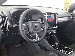 Volvo  B4 DSG Ultra Dark*PANO*RFK*ACC