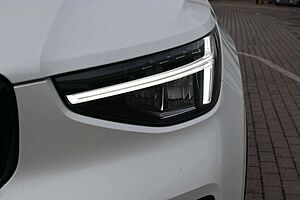 Volvo  Plus Dark *ACC*BLIS*H&K*FSHZG*AHK*