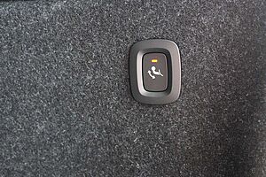 Volvo  Plus Dark *ACC*BLIS*H&K*FSHZG*AHK*