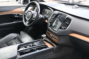 Volvo  D5 Inscription AWD *B&W*LUFT*PANO*MASS*HUD*