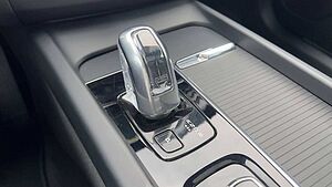 Volvo  T8 AWD *LUFT*STHZG*AHK*4x Sitzhzg*22Zoll*
