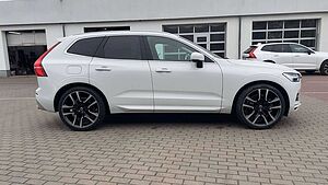 Volvo  T8 AWD *LUFT*STHZG*AHK*4x Sitzhzg*22Zoll*