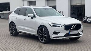 Volvo  T8 AWD *LUFT*STHZG*AHK*4x Sitzhzg*22Zoll*