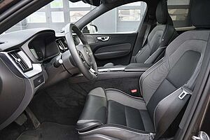 Volvo  B4B Plus Dark*LED*STHZ*H&K*PANO