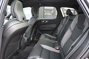 Volvo  B4B Plus Dark*LED*STHZ*H&K*PANO