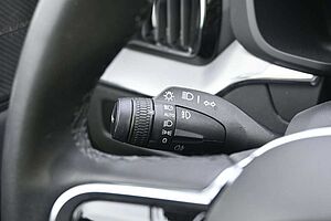 Volvo  B4B Plus Dark*LED*STHZ*H&K*PANO