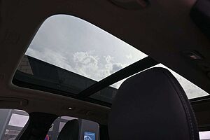 Volvo  B4D AWD Ultimate Dark*LED*LUFT*360*STHZ*H&K