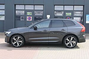 Volvo  B4D AWD Ultimate Dark*LED*LUFT*360*STHZ*H&K