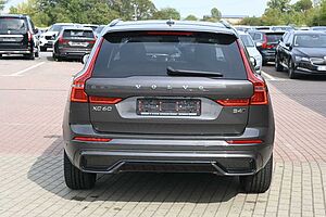 Volvo  B4D AWD Ultimate Dark*LED*LUFT*360*STHZ*H&K