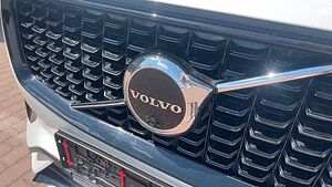 Volvo  B5 D AWD Ultimate Dark*B&W*HuD*LUFT*360*ACC