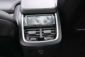 Volvo  T8 Ultimate Bright PHEV *AHK*MASS*B&W*LUFT*