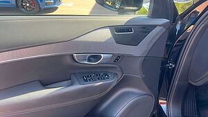 Volvo  B5 D AWD Bright*STDHZG*360°*LUFT*ACC*