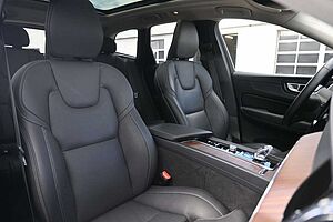 Volvo  UltimateDark AWD*MASS*LUFT*HUD*B&W*22'*360°