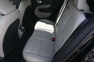 Volvo  T3 Benzin Inscription*H&K*STHZG*RFK*Leder*